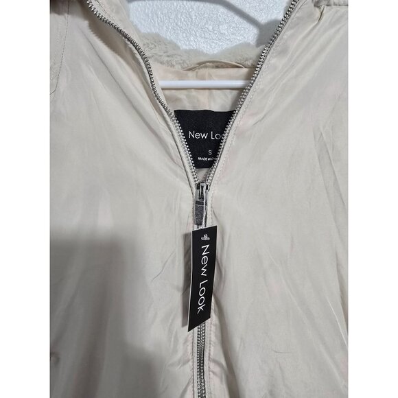 NEW LOOK Off White Faux‎ Fur Hood Puffer Coat Size Small - Picture 3 of 5